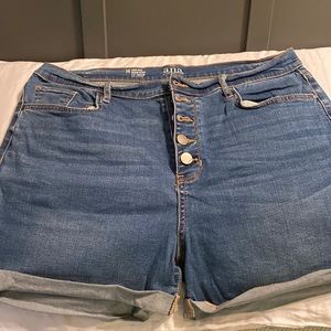 High-waisted button-fly denim shorts